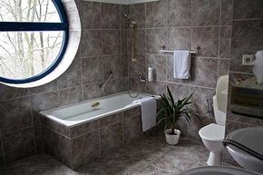 Koupelna na pokoji 305 Interhotel America