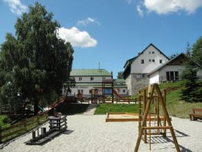 Hotel Peklo s dětským hřištěm